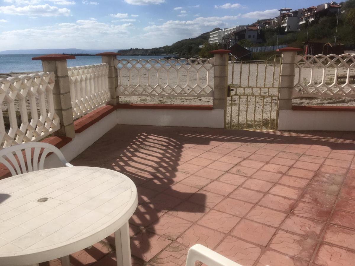 Perfect Sea View One Bedroom With Gate Direct On The Daire Kavarna